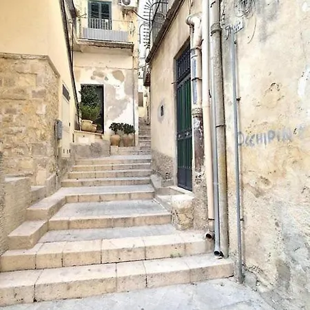 Misar-36 Gæstehus Modica